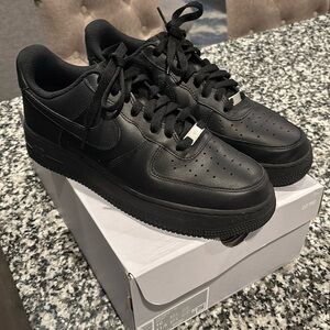 Nike Air Force 1 07’ BLACK M10